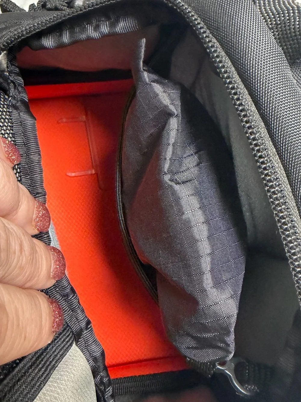 Case Logic DCB-308 SLR Camera Sling Bag with Rain Cover